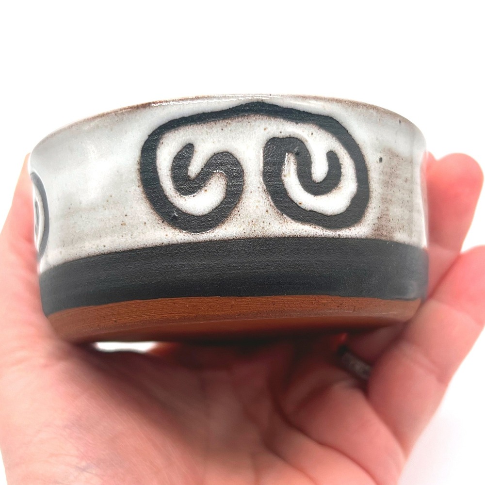 Tenby Pottery Small Bowl Trinket Black White Swirl Pattern MCM‎ Signed Vintage - Picture 4 of 7